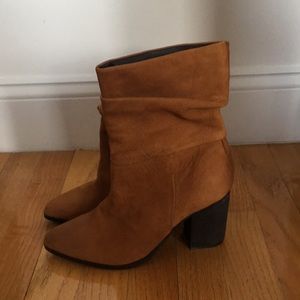 Chestnut booties